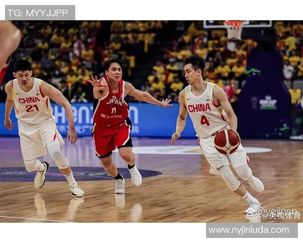 成都篮球队在世界杯预选赛中的默契配合与战术执行分析